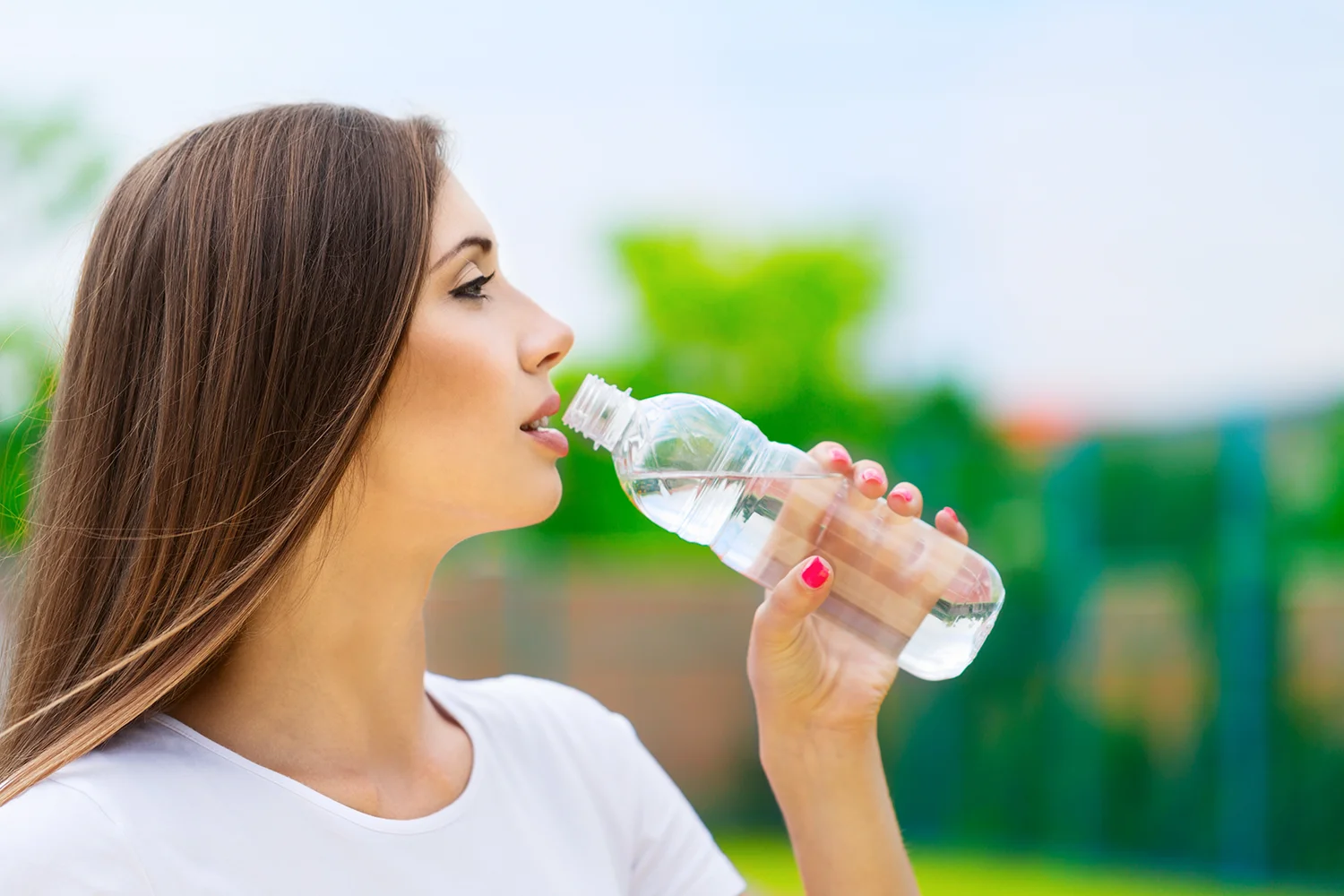 science-based-health-benefits-of-drinking-enough-water-reviewology